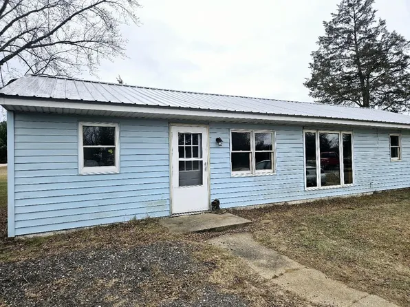 1789 Ember Ln, Adams, WI 53910