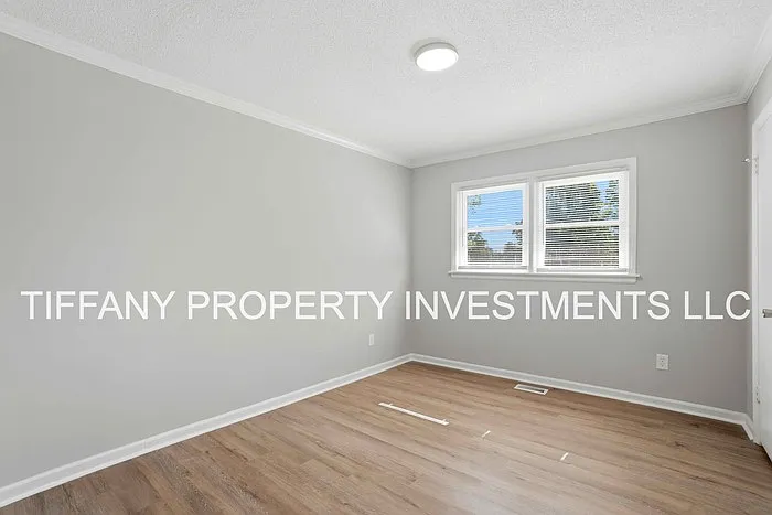 616 Dixie Dr — Photo 12