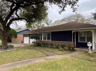 5427 Meadow Creek Ln, Houston, TX 77017