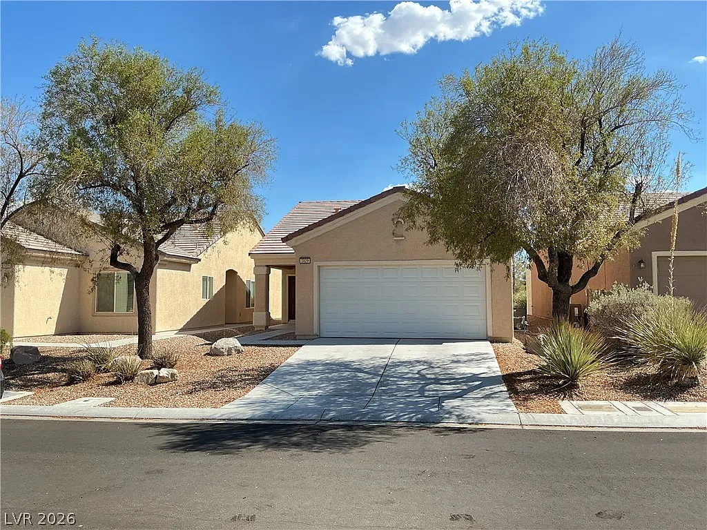 2 bed, 2.0 bath, 1157 sqft, $1,825 — Photo 3