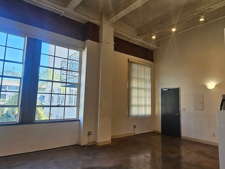 The Reserve Lofts — Photo 33
