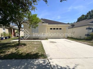 7462 Oxford Garden Cir, Apollo Beach, FL 33572