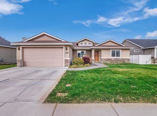 1032 Sunnybrook Ave, Twin Falls, ID 83301