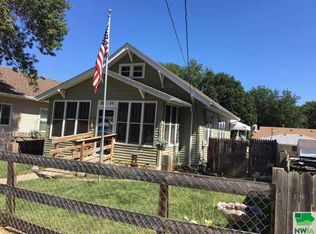 218 S John St, Sioux City, IA 51103