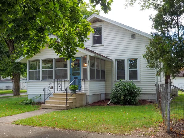 329 6th Ave, Three Rivers, MI 49093