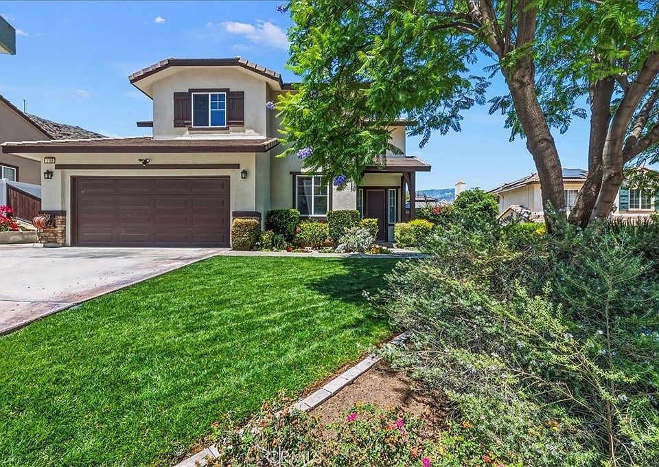 1st image of 1156 W Shady Creek Dr