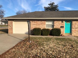1301 W Mack Ave APT A, Marion, IL 62959