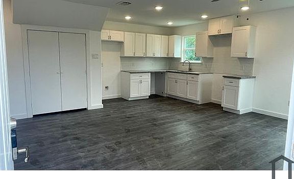 4th image of 8711 Southwark St #A