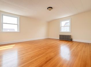 11554 218th St, Jamaica, NY 11411