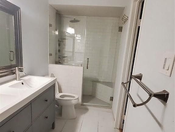 5th image of 2425 Underwood St APT 355