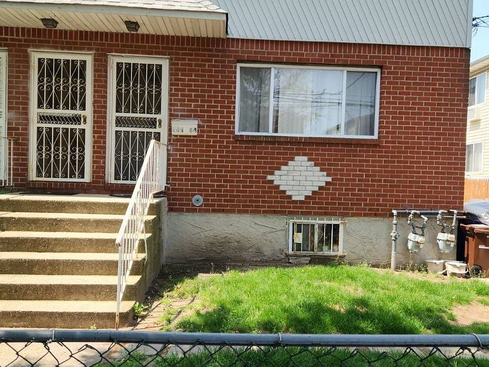 1st image of 144-64 177th Pl #1