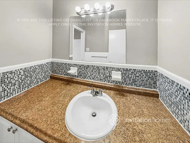 12160 Croft Dr — Photo 15