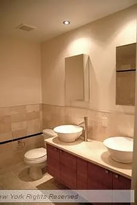 Rented by Bond New York | media 3