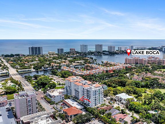 4th image of 485 E Royal Palm Rd #204