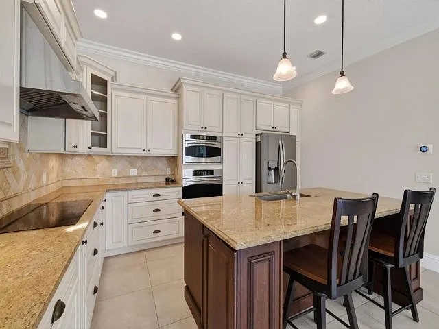 1316 Torch Key Way — Photo 3