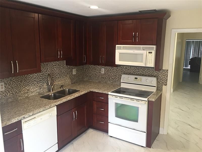 2nd image of 7041 Lantana Ln #17048