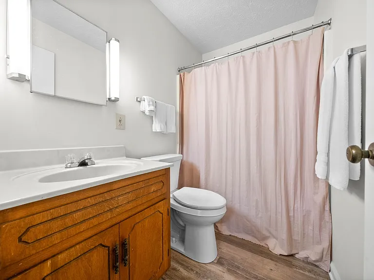 100 Laurel Cove Dr #9 — Photo 11