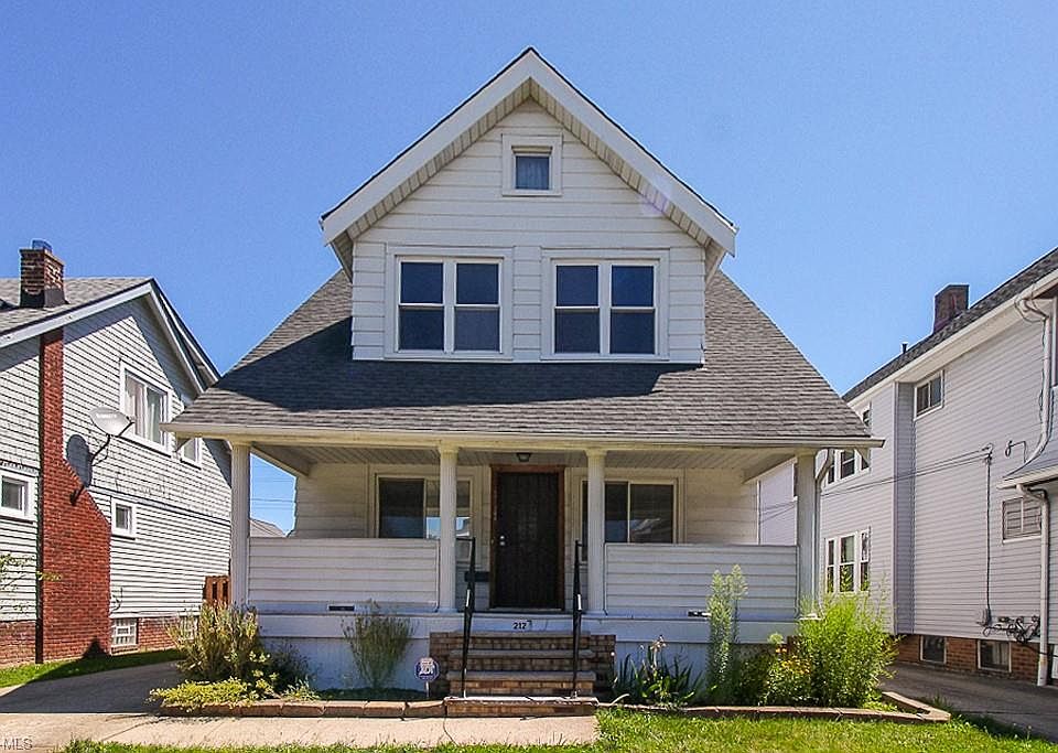 1st image of 2127 Chesterland Ave