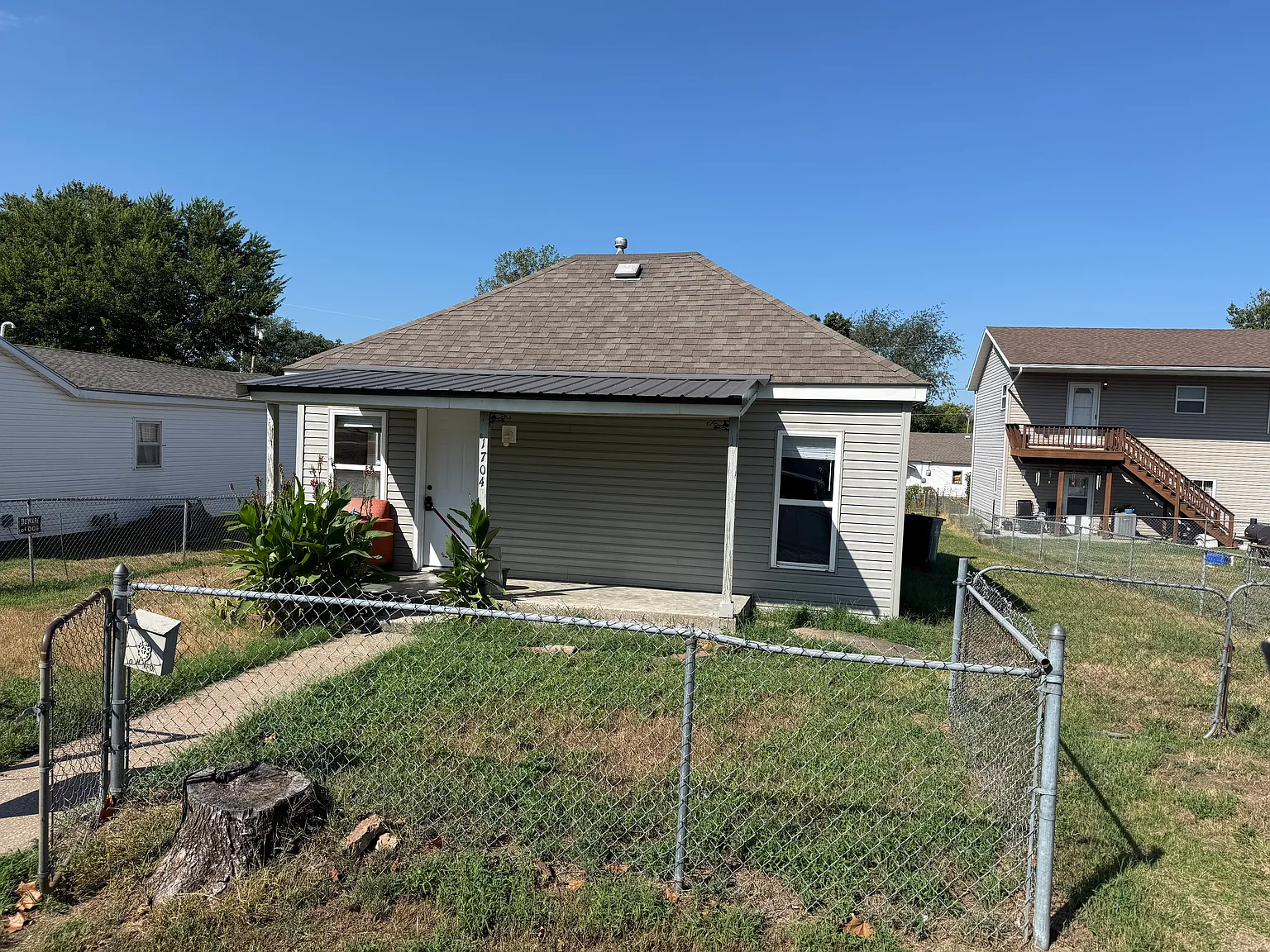 1704 Ohio Ave — Photo 1