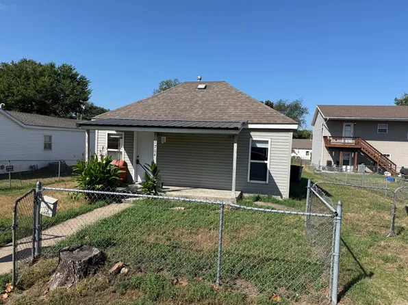 1704 Ohio Ave, Joplin, MO 64804