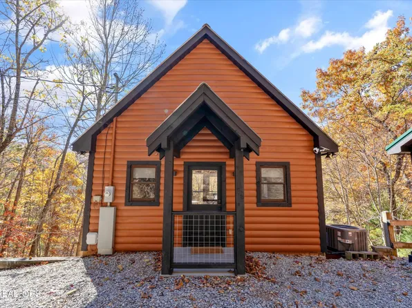 3898 Millers Ridge Way, Pigeon Forge, TN 37862