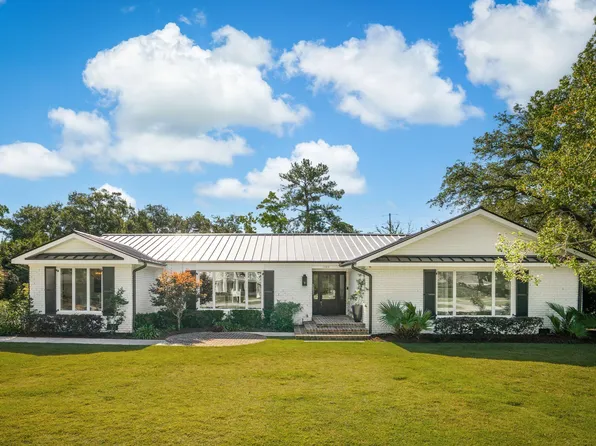 1483 Burningtree Rd, Charleston, SC 29412