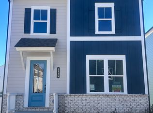 1335 Creek View Ln NW, Atlanta, GA 30318