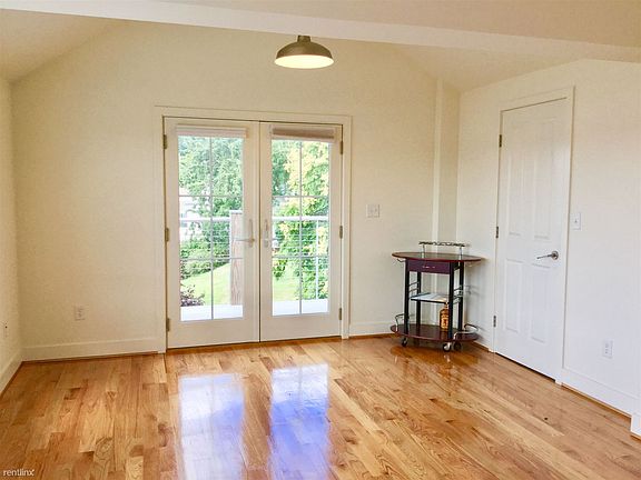 CDBF8906-4C1D-4E90-900A-306885807EA3