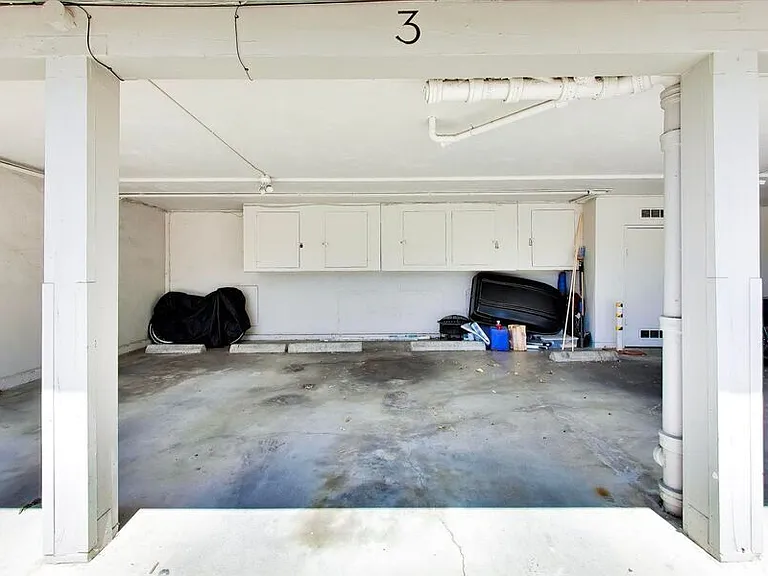 227 Madrone St #3 — Photo 24