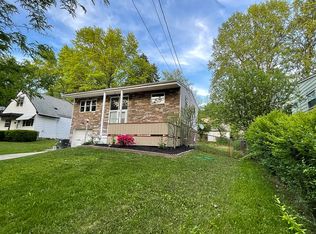 1609 Herkender Ave, Akron, OH 44310