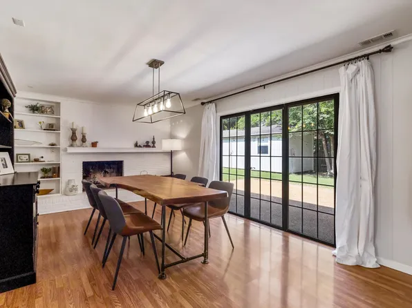 1329 E Rolling Oaks Dr, Memphis, TN 38119