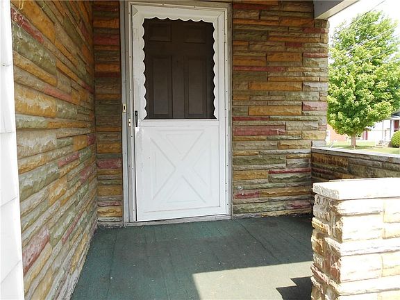 2nd image of 123 Brighton Ave