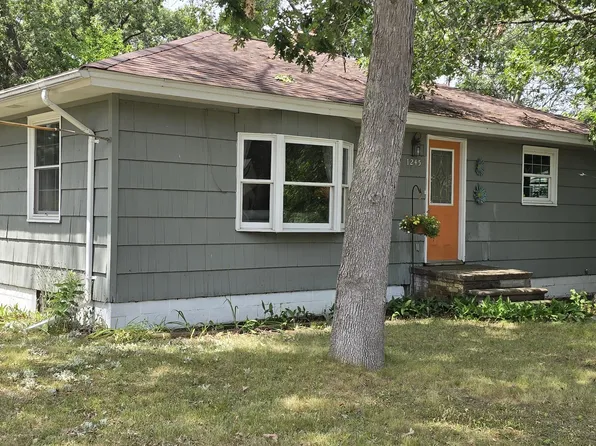 1245 S Quarterline Rd, Muskegon, MI 49442