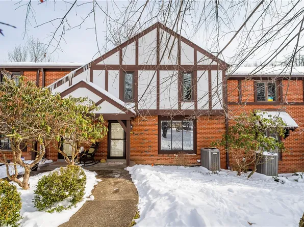 407 Sewickley Heights Dr, Sewickley, PA 15143