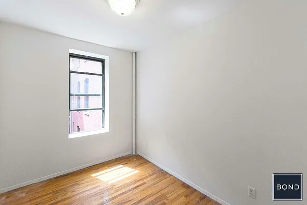 Rented by Bond New York | media 2