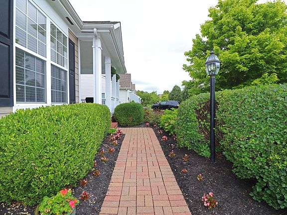 4th image of 5567 Kinvarra Ln