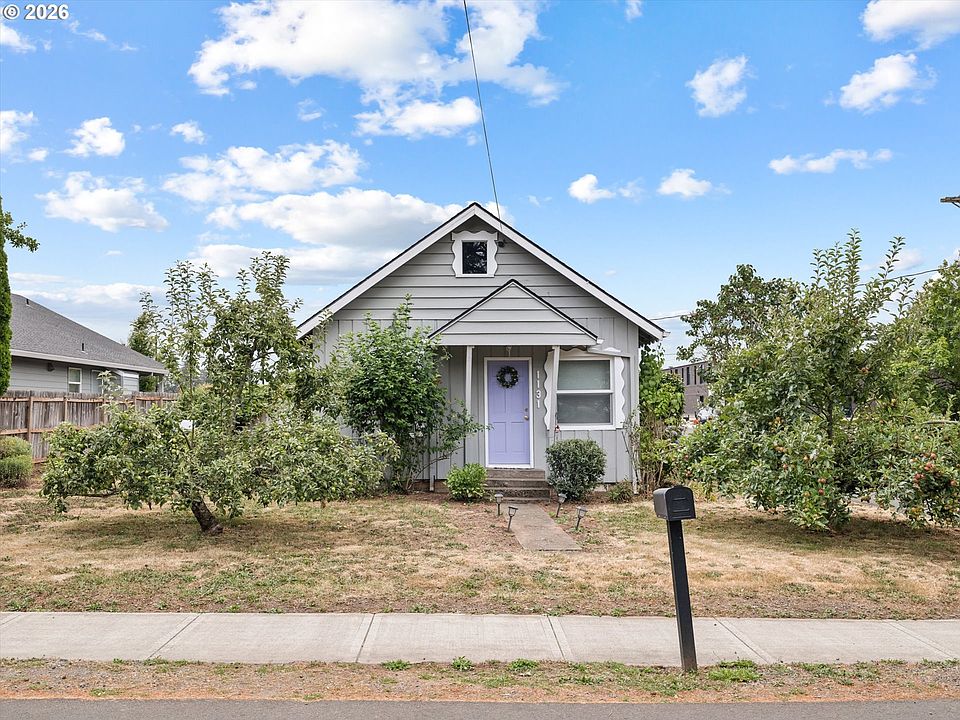 1st image of 1131 Leonard St