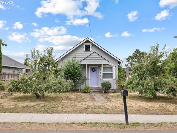 1131 Leonard St, Oregon City, OR 97045