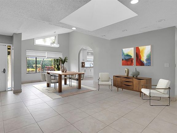 4th image of 7659 Sierra Terrace