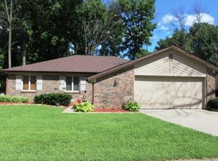 907 Vanceburg Dr, Indianapolis, IN