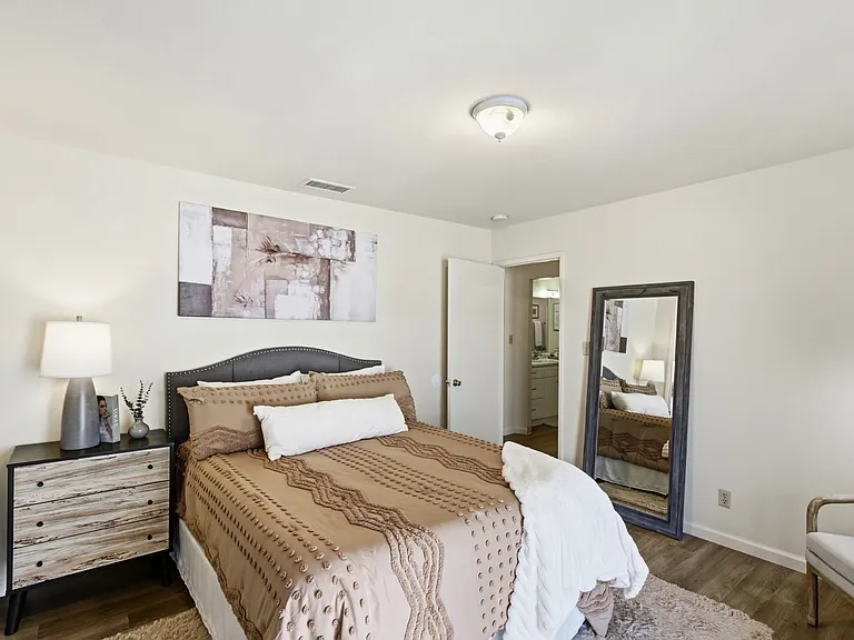 Chestnut Place — Photo 16