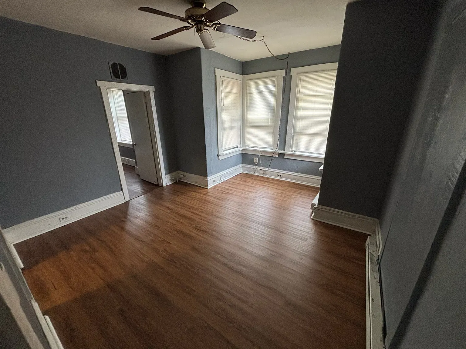 1 bed, 800 sqft, $1,199 — Photo 3