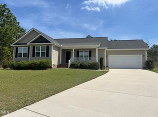 27 Belmont Ct, Lillington, NC 27546