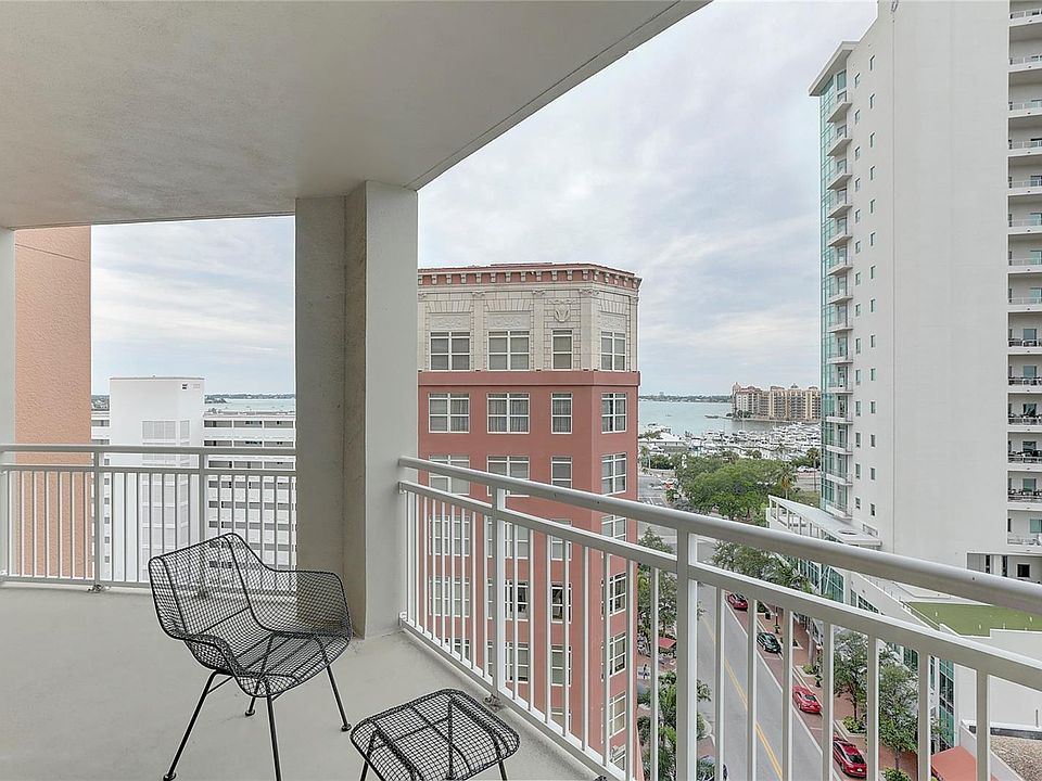 1st image of 1350 Main St Unit 906