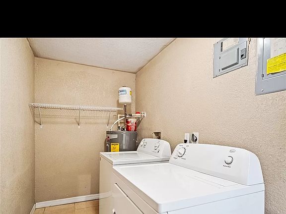 4th image of 520 7th Pl #520