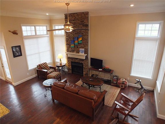 5th image of 237 Wynterhall Ln