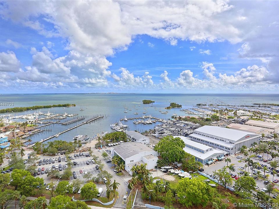 1st image of 2627 Bayshore Dr #2306