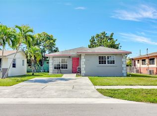 1038 NW 8th St, Hallandale, FL 33009