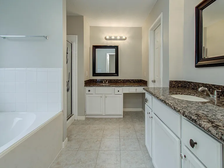 14003 Cypress Falls Dr — Photo 12