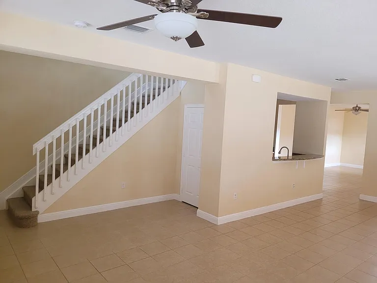 1145 SW 147th Ter — Photo 8